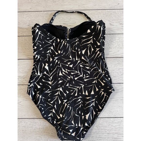 Nip Tuck Swim One Piece Swim Suit Metallic Textured Leaf Black and White US 12 - Picture 4 of 6